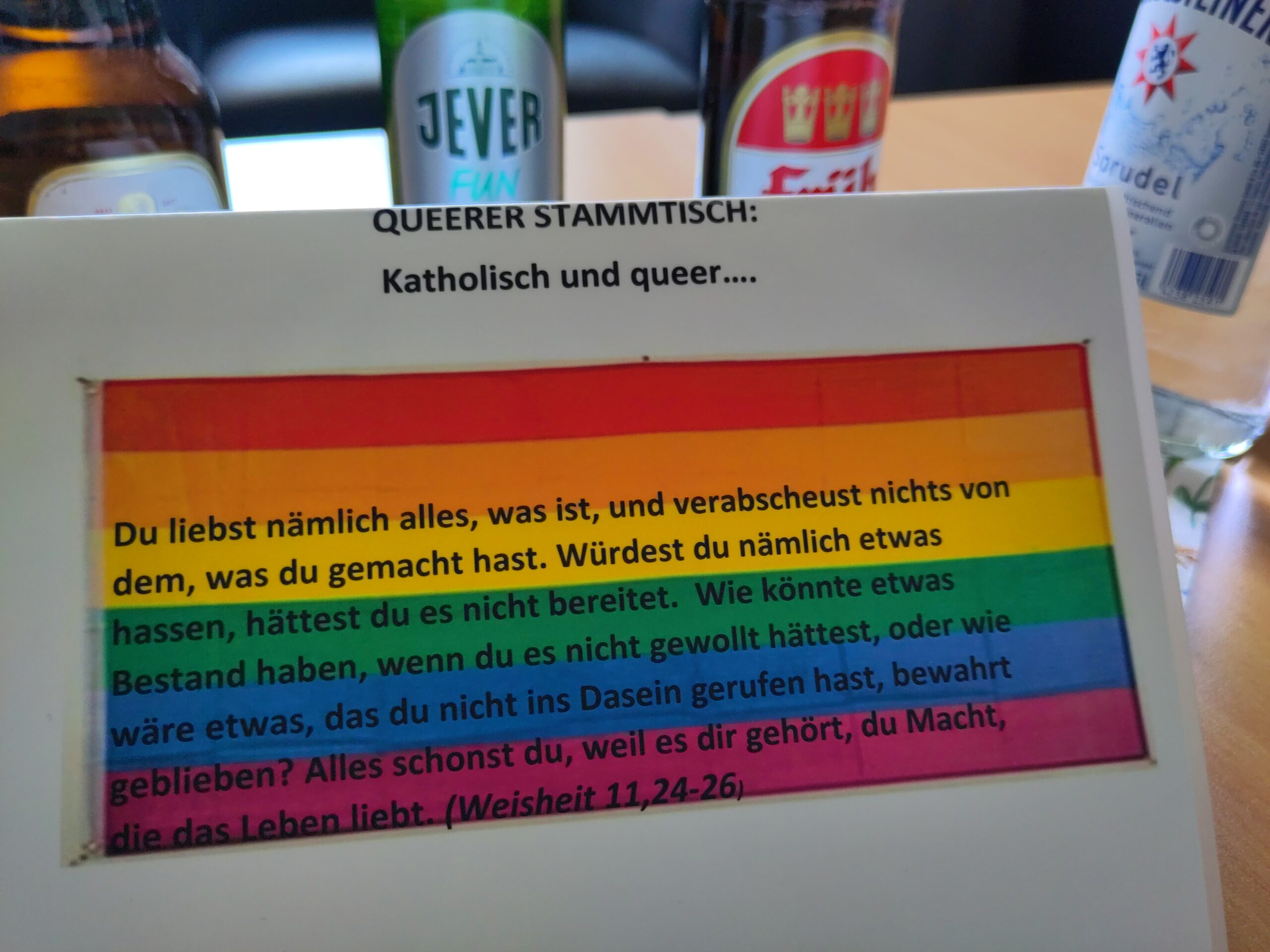 Gespräch und Begegnung queerer Religionslehrer:innen u.a. Lehrer:innen